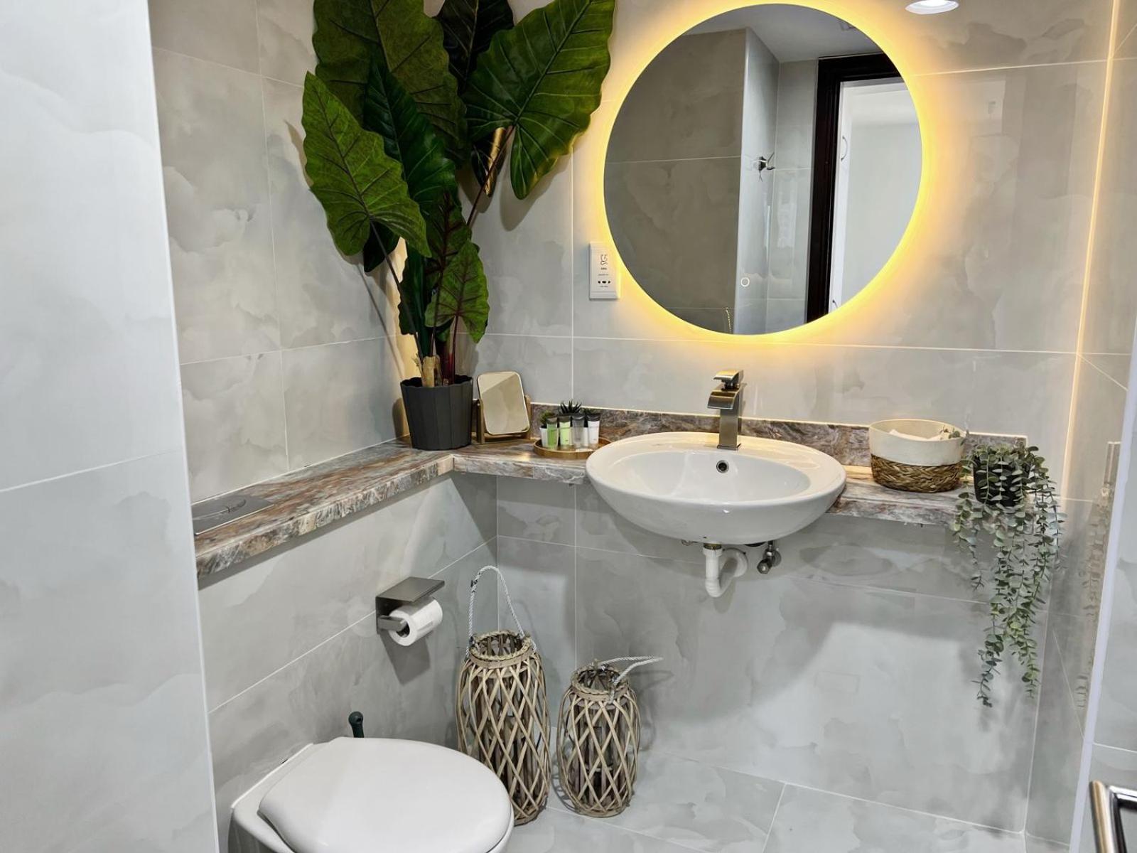 Newly Renovated Marina & Sea View Family Condo Dubai Ngoại thất bức ảnh